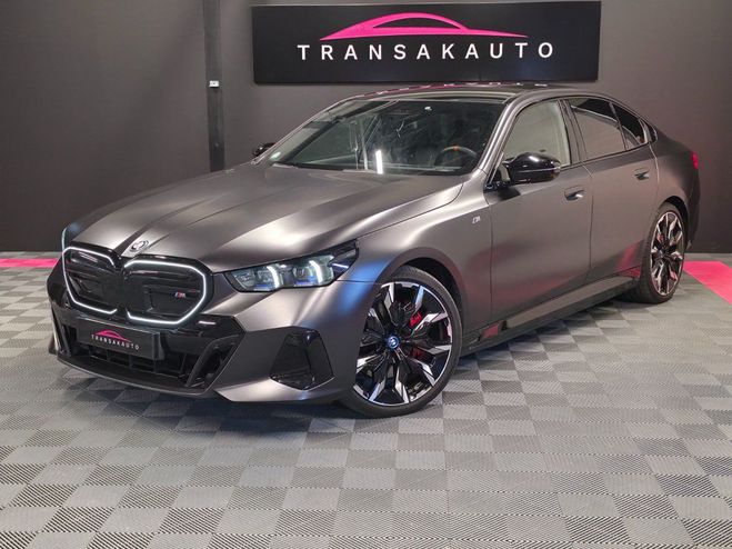 BMW Serie 5 BERLINE G60 i5 M60 xDrive 601 ch Noir de 2023