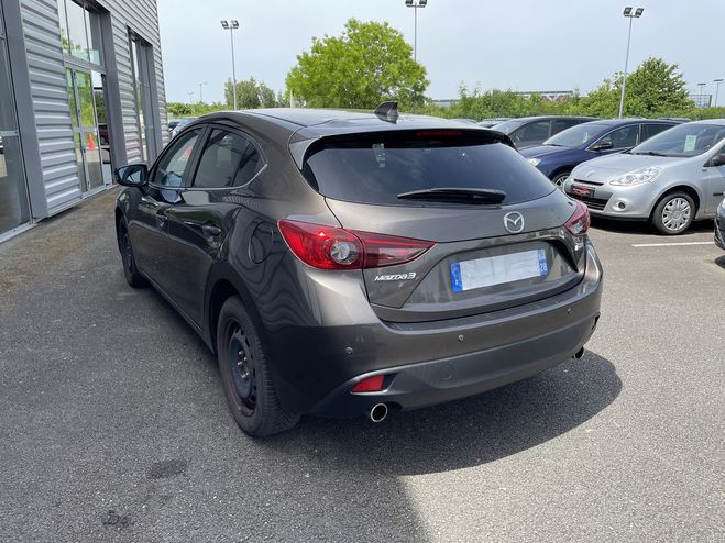 Mazda 3 2.2 SKYACTIV-D 150 ELEGANCE 5P GRIS MEDIUM  de 2015