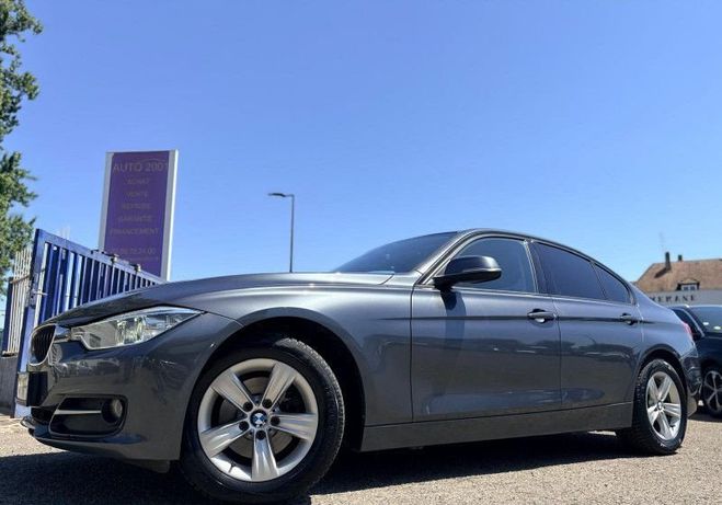 BMW Serie 3 (F30) 320DA 184CH SPORT Gris de 2012