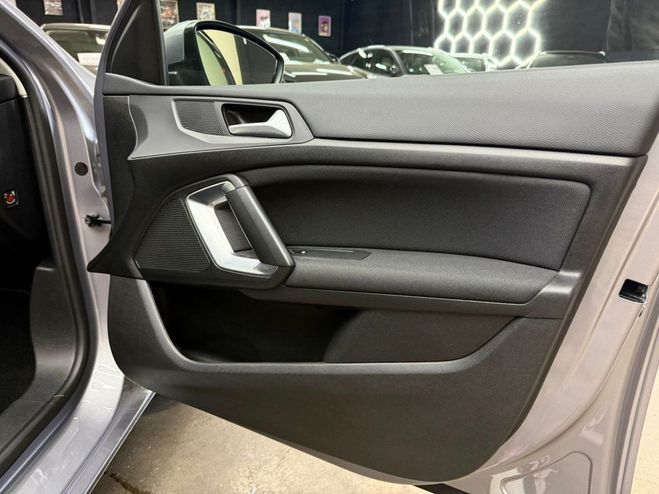 Peugeot 308 II 1.5 BLUE HDI 130 ALLURE Gris M�tallis� de 2020