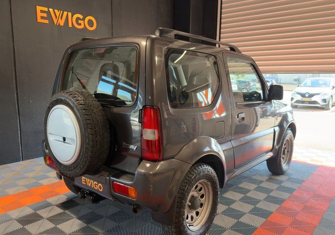 Suzuki Jimny jlx 85 ch 4x4 gris vernis blocage diff�r Gris de 2010