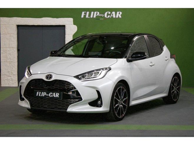 Toyota Yaris IV 1.5 HYBRIDE 116H GR SPORT BLANC de 2023