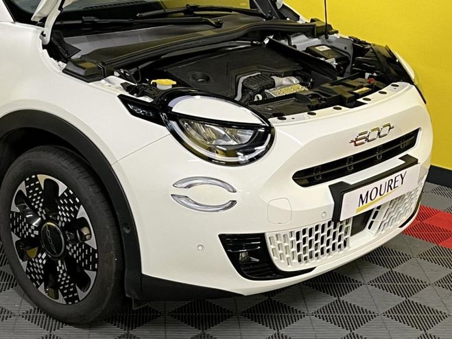 Fiat 600 NOUVELLE T-GEN 3 1.2 HYBRID TURBO 110CH  BLANC de 2025