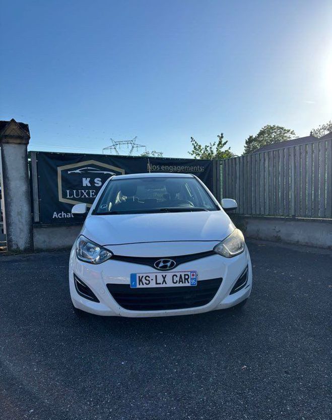 Hyundai I20 1.4 CRDi Style 75 Cv 1 �res mains moteur Blanc de 2013