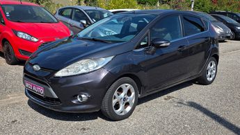  Voir d&eacute;tails -Ford Fiesta VI 1.6 TDCI 90CH TITANIUM 2010 REG CLIM  &agrave; Martigues (13)