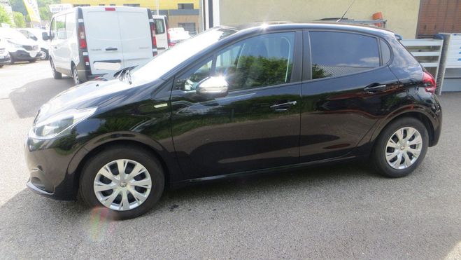 Peugeot 208 1.2 PureTech 82ch Urban Soul 5p NOIR de 2015