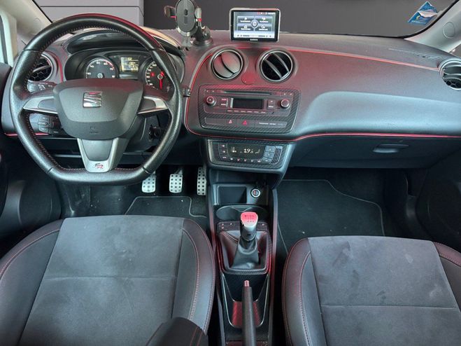 Seat Ibiza 1.4 TSI FR 140 ch Start/Stop attelage re Blanc de 2014