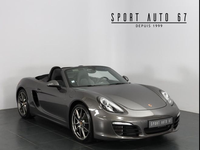 Porsche Boxster Flat 6 2.7 L Achatgrau de 2016