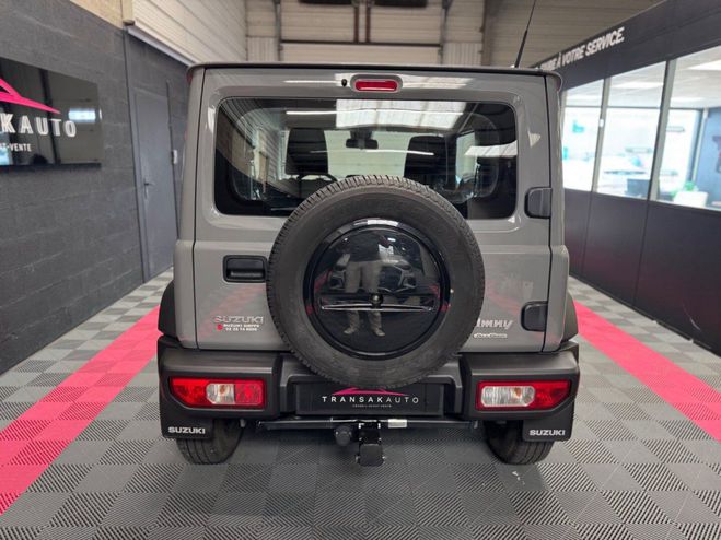 Suzuki Jimny Privil�ge 1.5 VVT 102 CV - ATTELAGE - PO Gris de 2020