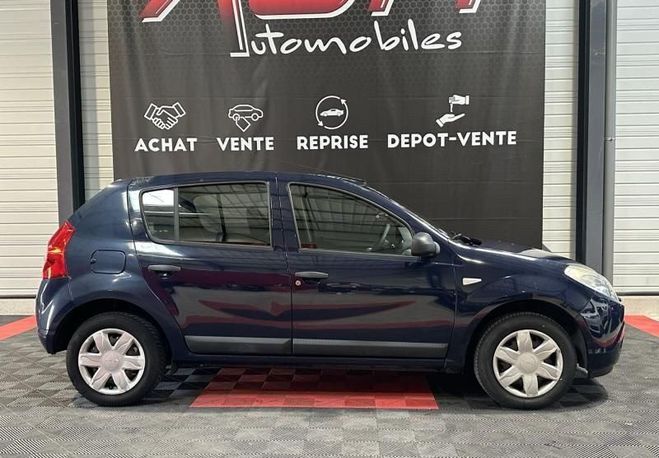 Dacia Sandero 1.4 MPI 75ch GPL Ambiance Bleu de 2010