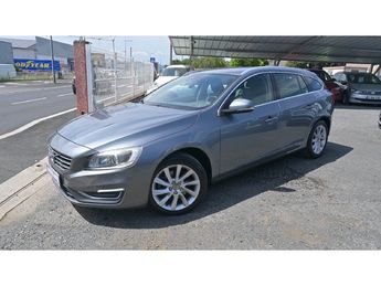  Voir d&eacute;tails -Volvo V60 D4 190 ch Geartronic 8 Summum &agrave; Cournon-d'Auvergne (63)