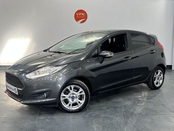  Voir d&eacute;tails -Ford Fiesta 1.5 tdci 75ch trend &agrave; Guipavas (29)