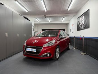  Voir d&eacute;tails -Peugeot 208 1.2 VTi 82Ch Style - 35 000 Kms &agrave; Marseille (13)