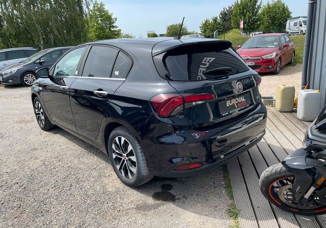 Fiat Tipo 1.3 M-Jet Mirror S-S 95CV Noir de 2019
