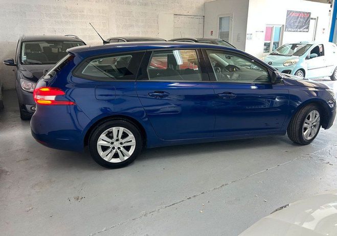 Peugeot 308 SW 1.5 bluehdi 130cv active business gps Violet de 2019