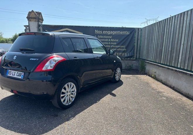 Suzuki Swift 1.2 DUALJET 94CV 1 �res mains Noir de 2011