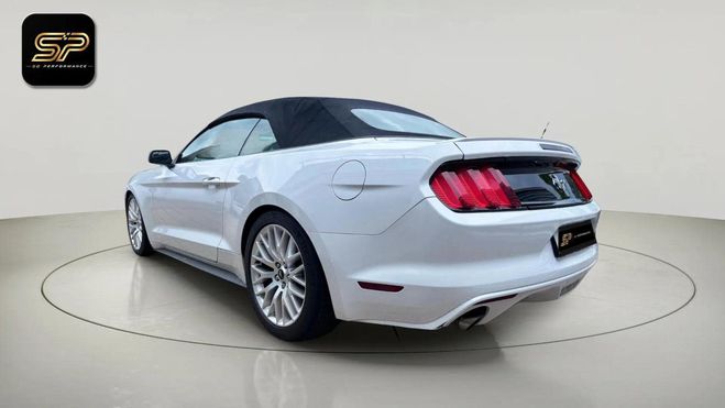 Ford Mustang 3.7 V6 * Bo�te Manuelle * Pack Performan Blanc de 2015