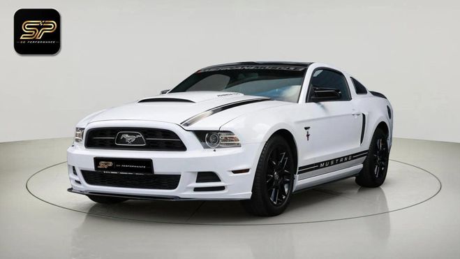Ford Mustang V6 3.7 * Bi-X�non * �clairage Ambiant *  Blanc de 2014