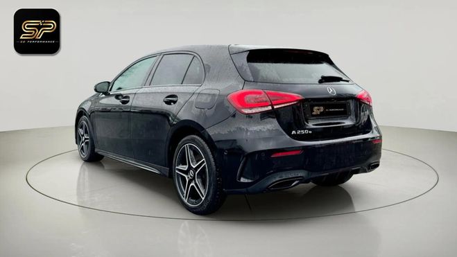 Mercedes Classe A 250e AMG Line * MBUX * Apple CarPlay * S Noir de 2020