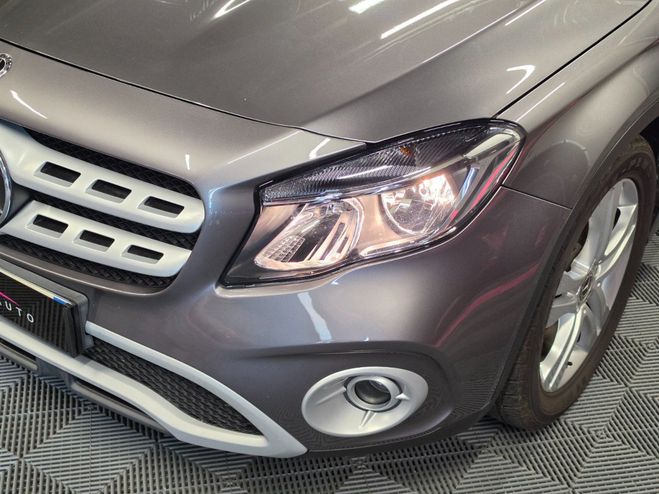 Mercedes Classe GLA 180 Intuition 122ch - Entretien complet  Gris de 2018