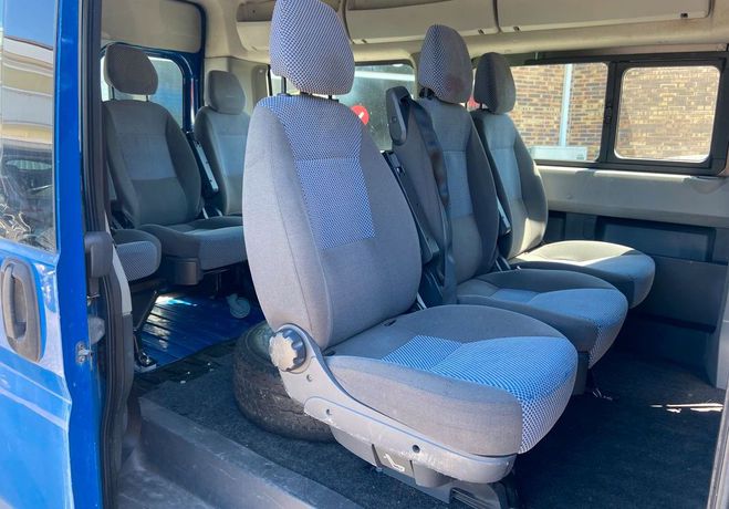 Peugeot Boxer 9 places 2.2 L HDI 120 cv  de 2010