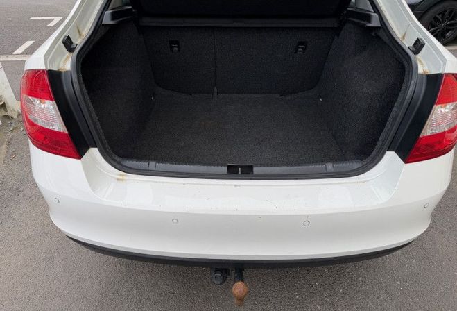 Skoda Rapid 1.6 TDI 105CH CR FAP GREENTEC AMBITION  de 2015