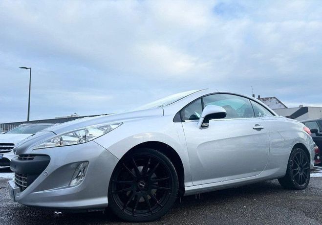 Peugeot 308 CC 2.0 HDI140 FAP FELINE Gris de 2010