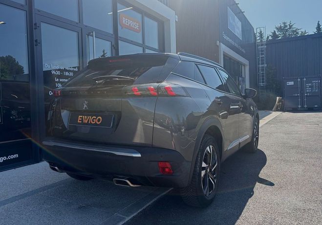 Peugeot 2008 generation-ii 1.2 puretech 130ch allure  Gris de 2021