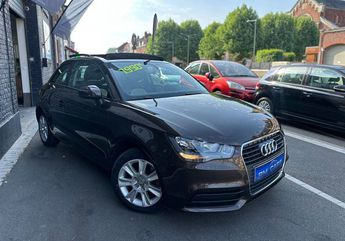  Voir d&eacute;tails -Audi A1 1.6 TDI 105cv Attraction &agrave; Nieppe (59)