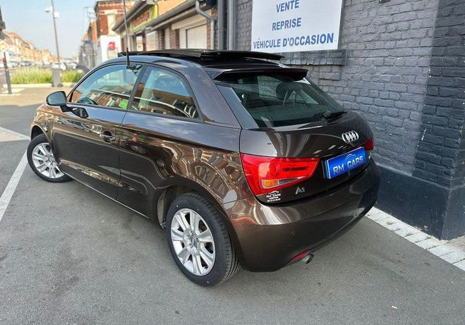 Audi A1 1.6 TDI 105cv Attraction Marron de 2012