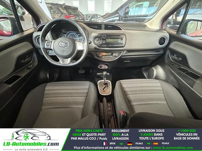 Toyota Yaris HYBRIDE 100ch Rouge de 2016