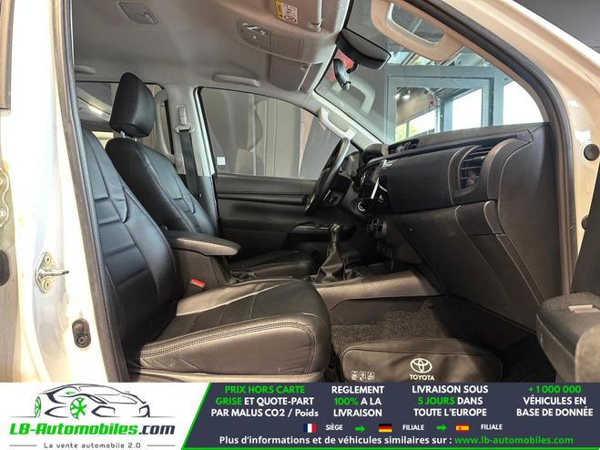 Toyota Hilux 4WD 2.4L 150 D-4D Blanc de 2020