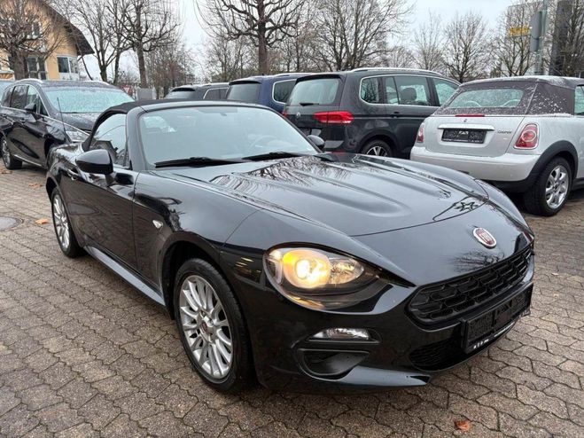 Fiat 124 Spider Noir de 2018
