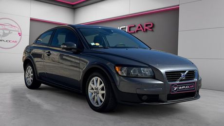 Volvo C30 2.4 D5 180 MOMENTUM GEARTRONIC 2008 d'occasion a  La Farl�de (83)