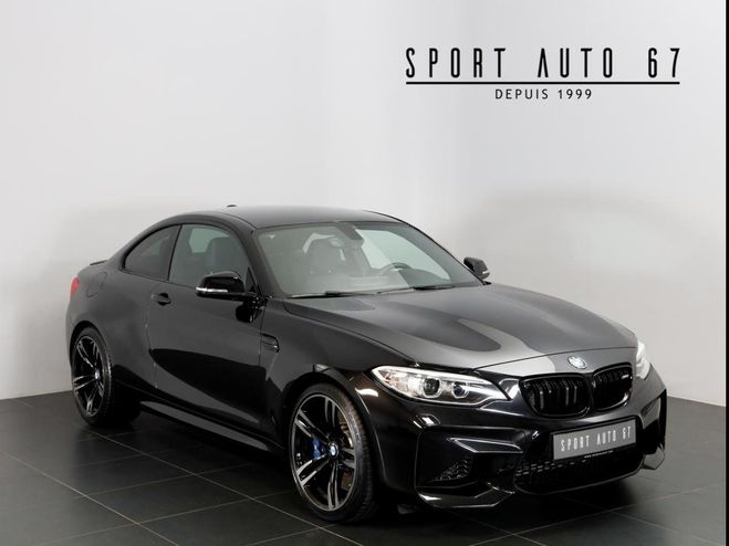 BMW M2 6 cylindres 3.0L turbo Saphir Schwarz de 2017