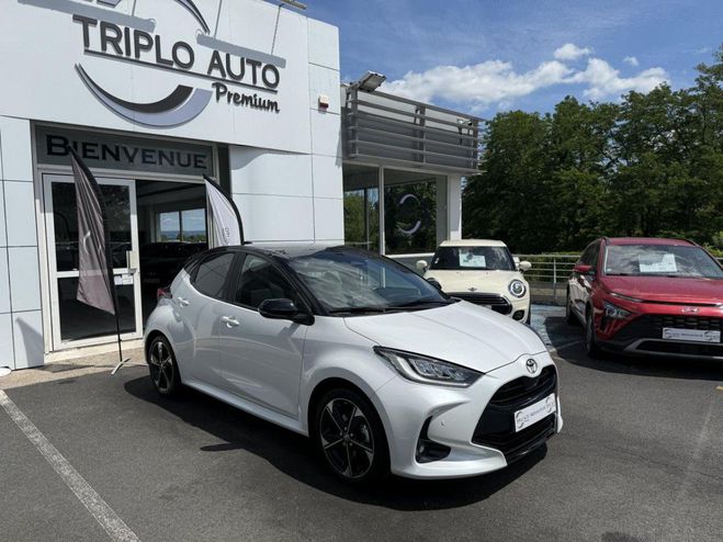 Toyota Yaris Hybrid 116h Bva (MY22) Design - CAMERA A BLANC de 2024