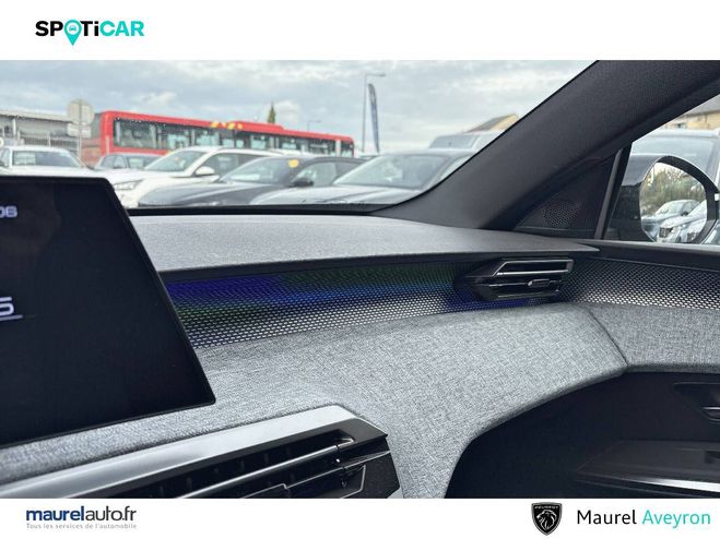 Peugeot 5008 5008 Hybrid 136 e-DCS6 GT 5p Grey de 2024