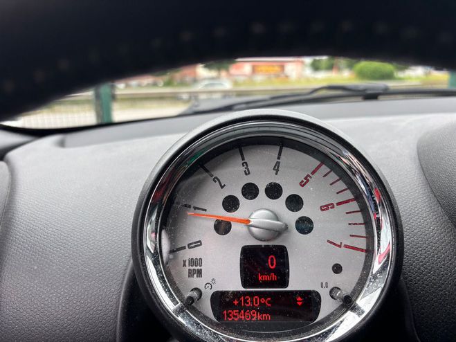 Mini Mini COOPER S FINITION RED HOT CHILI II 4X4 ( Rouge de 2012