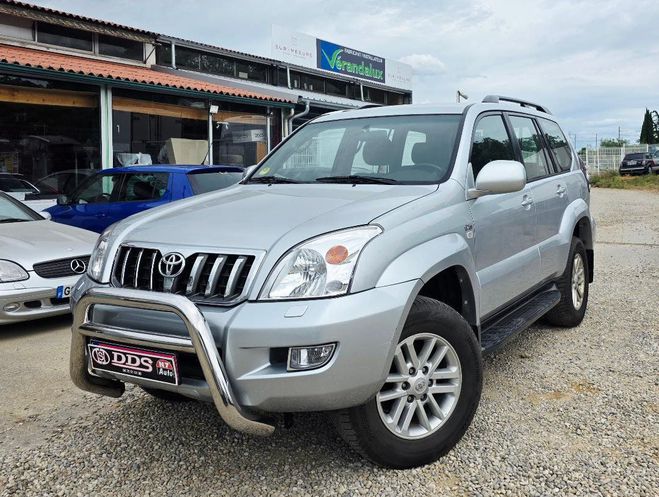 Toyota Land Cruiser 3.0 D-4D VX CLIM REGULATEUR Gris Clair de 2005