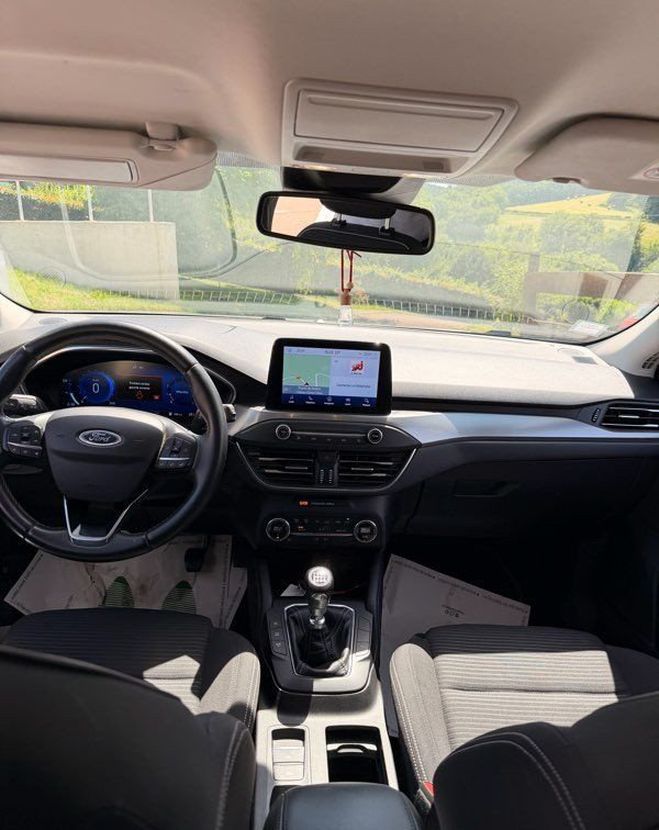 Ford Focus 1.0 ECOBOOST 125 cv BUSINESS Gris de 2020