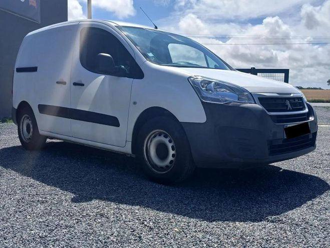 Peugeot Partner Vu FOURGON 1.6 VTI 100 L1 M PREMIUM GARA Blanc de 2018