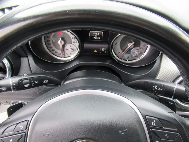 Mercedes Classe GLA 200 CDI INSPIRATION 7G-DCT GRIS C de 2015