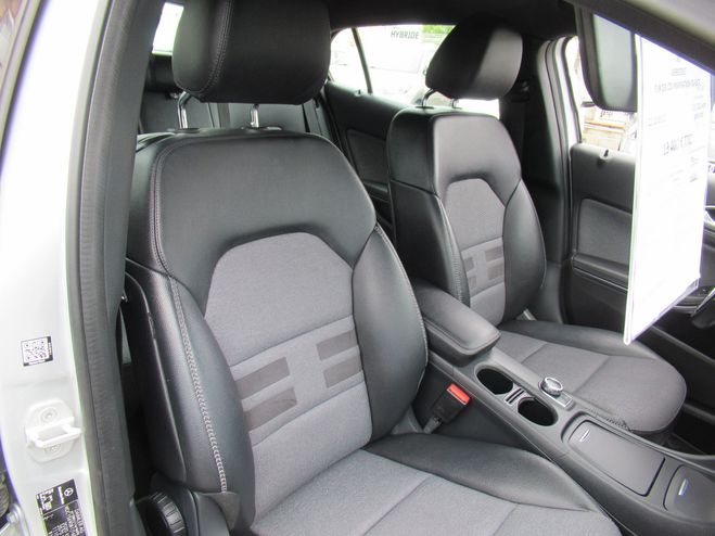 Mercedes Classe GLA 200 CDI INSPIRATION 7G-DCT GRIS C de 2015