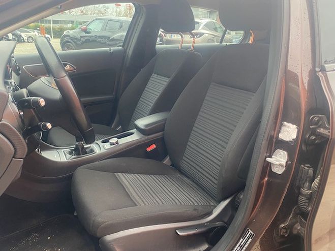 Mercedes Classe A 180 INTUITION MARRON de 2017