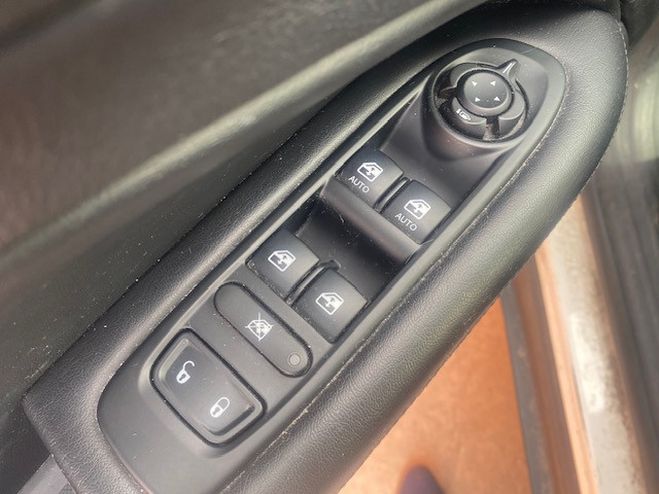 Jeep Compass 1.6 MULTIJET II 120CH BROOKLYN EDITION 4 BLANC TOIT NOIR de 2020