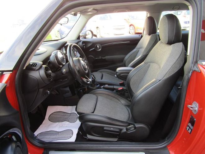 Mini Mini Cooper D 116ch Heddon Street BVA7 Solaris Orange de 2018