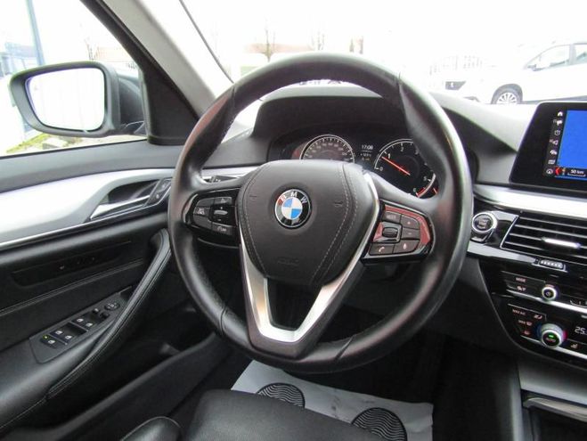BMW Serie 5 530dA xDrive 265ch Executive Noir de 2017