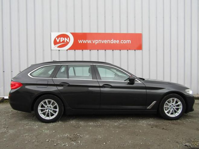 BMW Serie 5 530dA xDrive 265ch Executive Noir de 2017