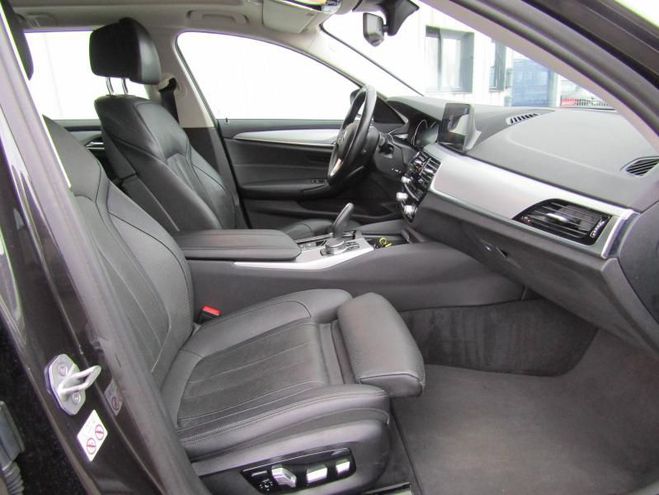 BMW Serie 5 530dA xDrive 265ch Executive Noir de 2017