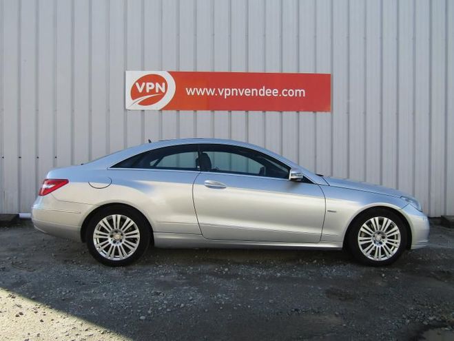 Mercedes Classe E 250 CGI BE BA Gris de 2009